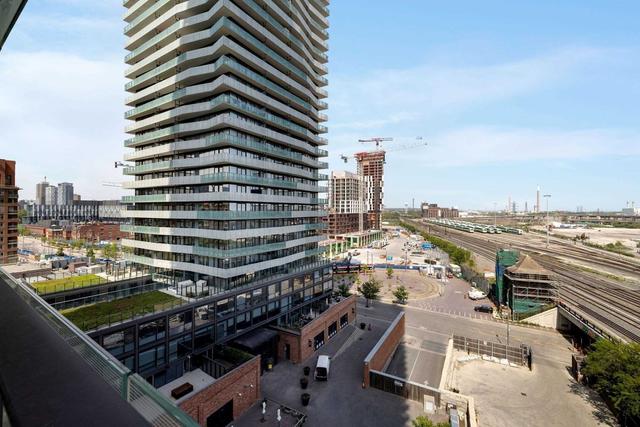 806 - 70 Distillery Lane, Condo with 2 bedrooms, 2 bathrooms and 1 parking in Toronto ON | Image 19