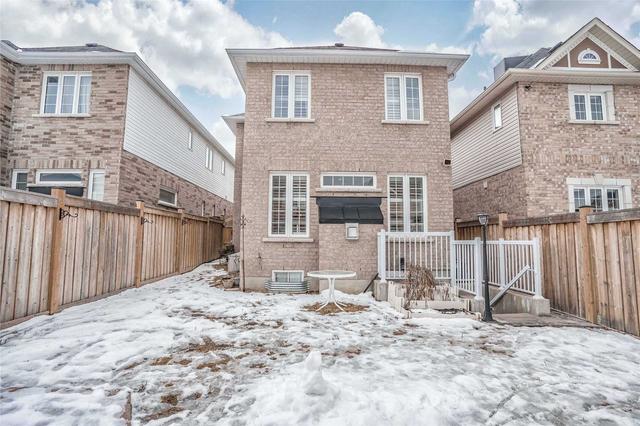 33 Mccourt Dr, House detached with 3 bedrooms, 4 bathrooms and 3 parking in Ajax ON | Image 35