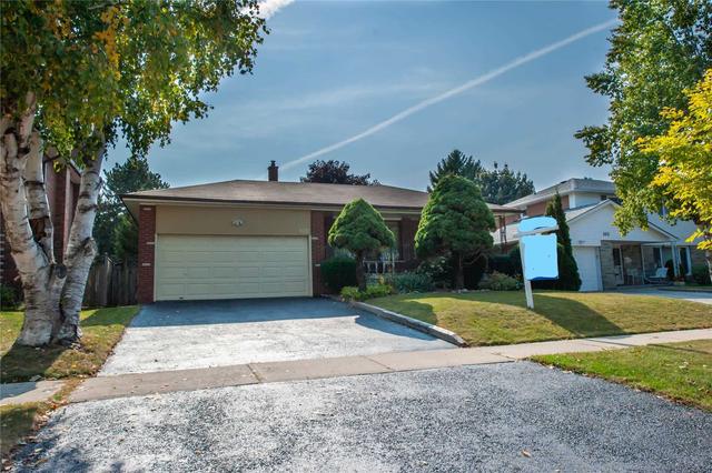 100 Portico Dr, House detached with 4 bedrooms, 2 bathrooms and 4 parking in Toronto ON | Image 12