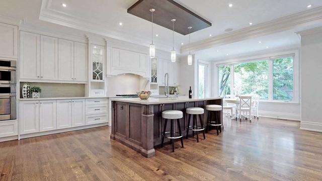 120 Estelle Ave, House detached with 4 bedrooms, 5 bathrooms and 4 parking in Toronto ON | Image 16