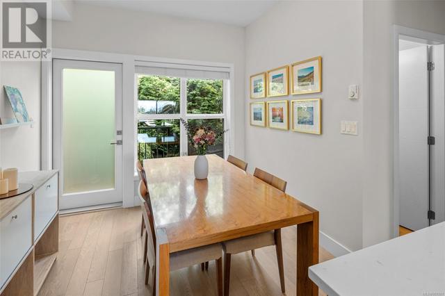 10 - 618 Lampson St, House attached with 4 bedrooms, 4 bathrooms and 1 parking in Esquimalt BC | Image 11