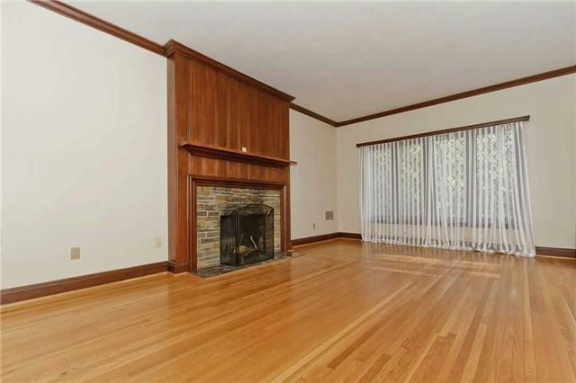 104 Willingdon Blvd, House detached with 3 bedrooms, 3 bathrooms and 2 parking in Toronto ON | Image 7