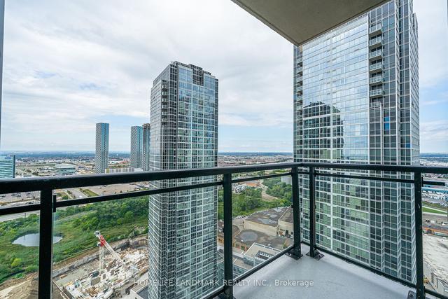 2706 - 2900 Highway 7, Condo with 2 bedrooms, 2 bathrooms and 1 parking in Vaughan ON | Image 8