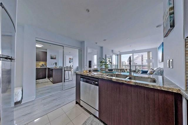 2201 - 5740 Yonge St, Condo with 2 bedrooms, 2 bathrooms and 1 parking in Toronto ON | Image 5
