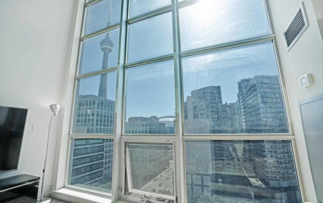 lph18 - 36 Blue Jays Way, Condo with 2 bedrooms, 2 bathrooms and 0 parking in Toronto ON | Image 6