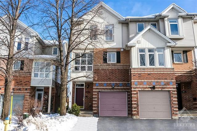 81 Robinson Avenue, Townhouse with 2 bedrooms, 4 bathrooms and 2 parking in Ottawa ON | Image 1
