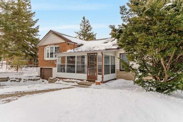 15842 Airport Rd, House detached with 3 bedrooms, 2 bathrooms and 5 parking in Caledon ON | Image 22