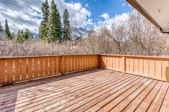 522 4th Street, House detached with 3 bedrooms, 1 bathrooms and 2 parking in Canmore AB | Image 25