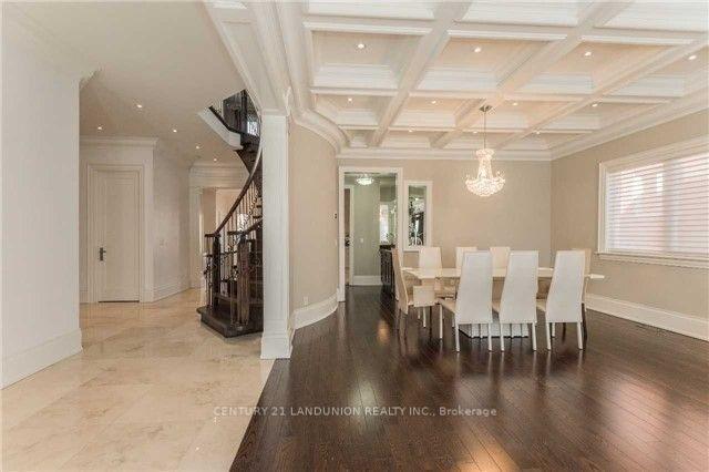 340 Elmwood Ave, House detached with 4 bedrooms, 3 bathrooms and 4 parking in Toronto ON | Image 14