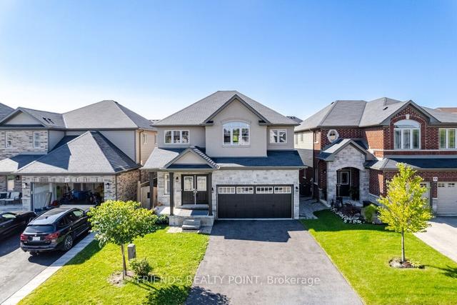 55 Thornbury Crt, House detached with 4 bedrooms, 3 bathrooms and 6 parking in Hamilton ON | Image 1