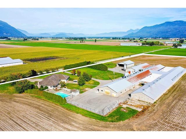 37664 Wells Line Road, House detached with 7 bedrooms, 4 bathrooms and null parking in Abbotsford BC | Image 29