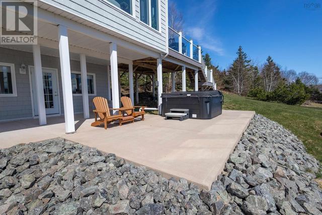 165 Loch Bhreagh Lane, House detached with 3 bedrooms, 2 bathrooms and null parking in Cape Breton NS | Image 8