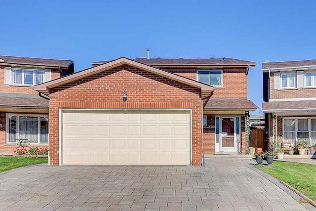 123 Mccabe Cres, House detached with 4 bedrooms, 4 bathrooms and 6 parking in Vaughan ON | Image 12
