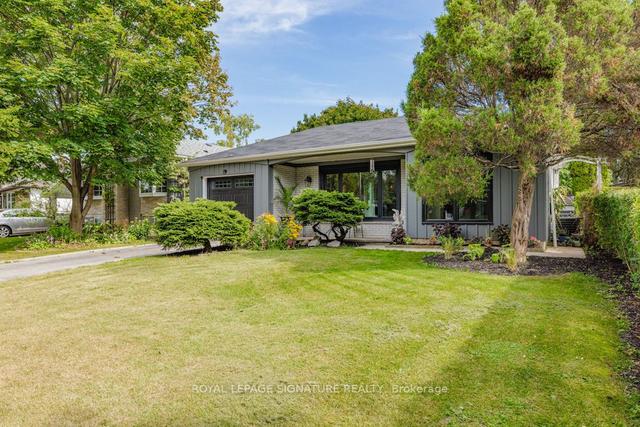 37 Bournville Dr, House detached with 3 bedrooms, 2 bathrooms and 3 parking in Toronto ON | Image 1