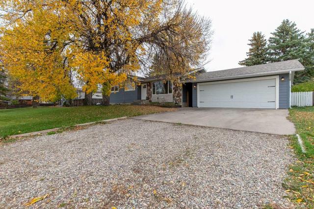85 n 250 W, House detached with 5 bedrooms, 2 bathrooms and 4 parking in Raymond AB | Image 1