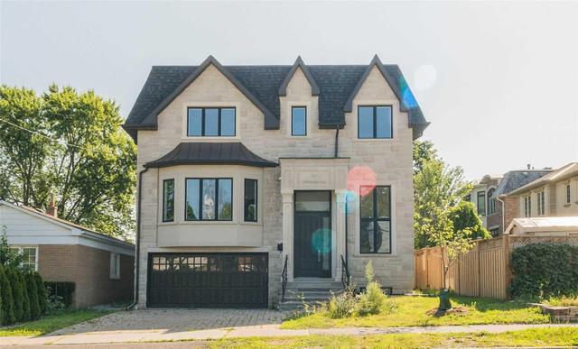221 Willowdale Ave, House detached with 4 bedrooms, 6 bathrooms and 2 parking in Toronto ON | Image 1
