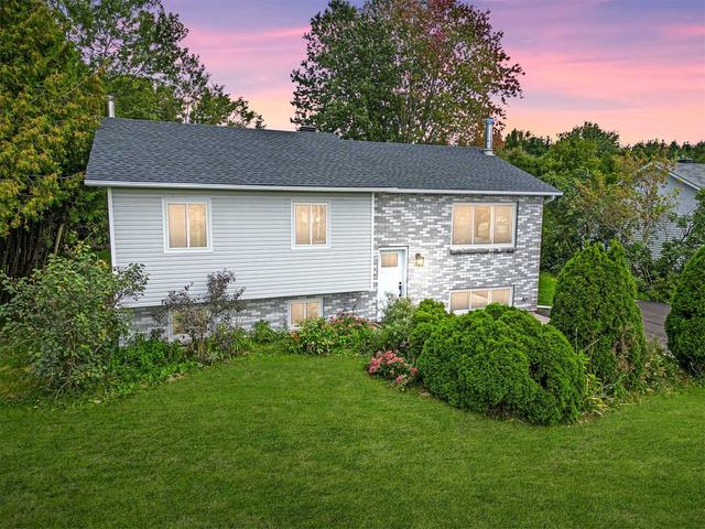 3923 Champlain Rd, House detached with 3 bedrooms, 2 bathrooms and 10 parking in Clarence Rockland ON | Image 24