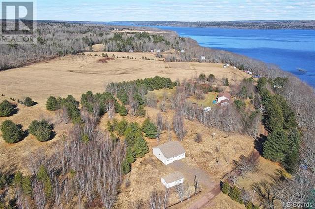 34 Washademoak Lane, House detached with 1 bedrooms, 2 bathrooms and null parking in Cambridge Narrows NB | Image 6