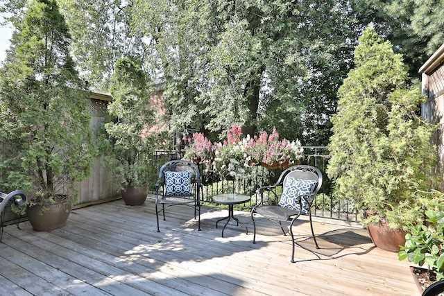 1404B Bayview Ave, House attached with 3 bedrooms, 3 bathrooms and 1 parking in Toronto ON | Image 18