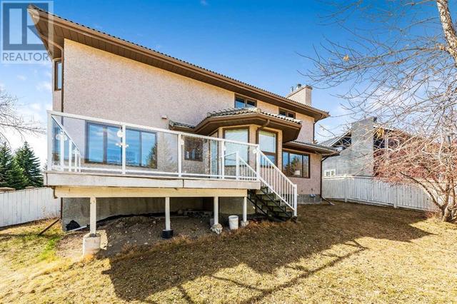 105 Candle Place Sw, House detached with 4 bedrooms, 3 bathrooms and 6 parking in Calgary AB | Image 26
