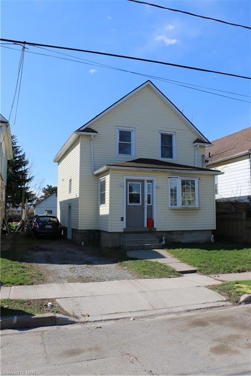 31 Sixth Street, House detached with 2 bedrooms, 1 bathrooms and 3 parking in Welland ON | Image 1
