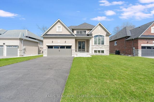 13 Fawndale Cres, House detached with 2 bedrooms, 3 bathrooms and 6 parking in Wasaga Beach ON | Image 12