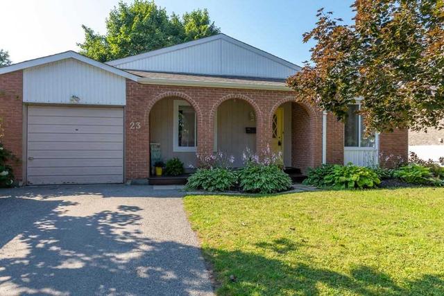 23 Edwin St, House detached with 3 bedrooms, 2 bathrooms and 3 parking in Kawartha Lakes ON | Image 1