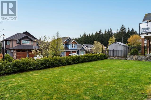 2149 Players Dr, House detached with 7 bedrooms, 4 bathrooms and 3 parking in Langford BC | Image 29
