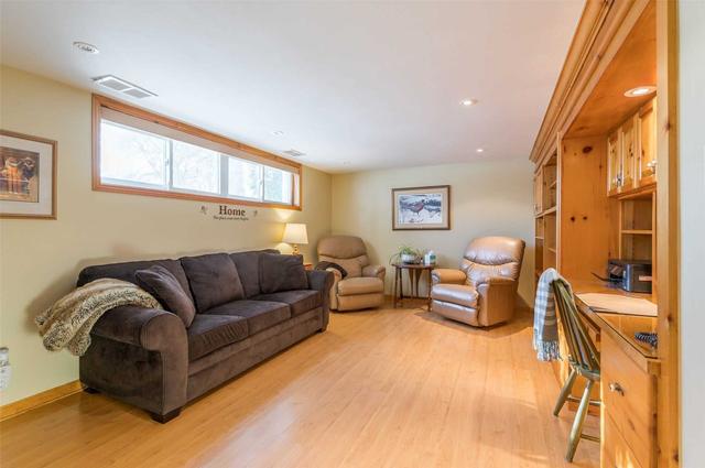 1661 Pinehill Dr, House detached with 3 bedrooms, 3 bathrooms and 6 parking in Peterborough ON | Image 15