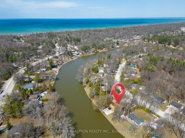 646 Oxbow Park Dr, House detached with 4 bedrooms, 3 bathrooms and 6 parking in Wasaga Beach ON | Image 34