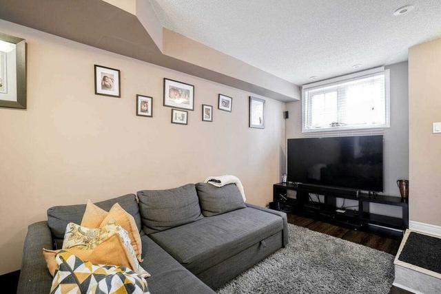 103 - 870 Jane St, Townhouse with 2 bedrooms, 2 bathrooms and 1 parking in Toronto ON | Image 3
