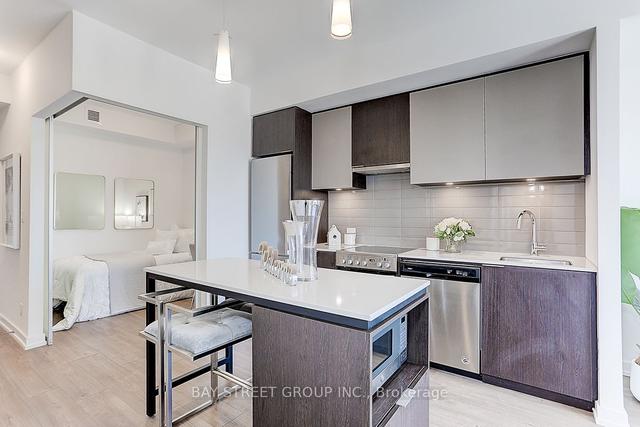 2905 - 203 College St, Condo with 1 bedrooms, 2 bathrooms and 0 parking in Toronto ON | Image 6
