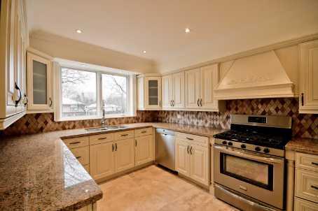 171 Pleasant Ave, House detached with 4 bedrooms, 4 bathrooms and 10 parking in Toronto ON | Image 2
