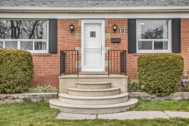 192 Horsham Ave, House detached with 3 bedrooms, 2 bathrooms and 3 parking in Toronto ON | Image 12
