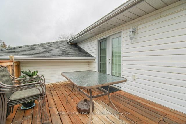 239 Franmor Dr, House detached with 2 bedrooms, 2 bathrooms and 3 parking in Peterborough ON | Image 32