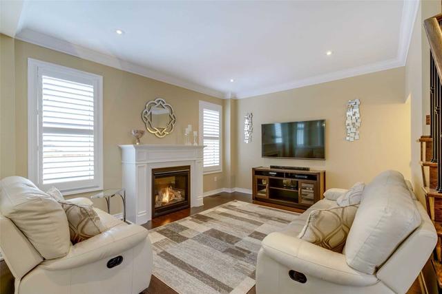 101 Fingland Cres, House detached with 3 bedrooms, 3 bathrooms and 2 parking in Hamilton ON | Image 8