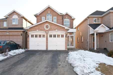 832 Escobar Cres, House detached with 4 bedrooms, 4 bathrooms and 4 parking in Mississauga ON | Image 1