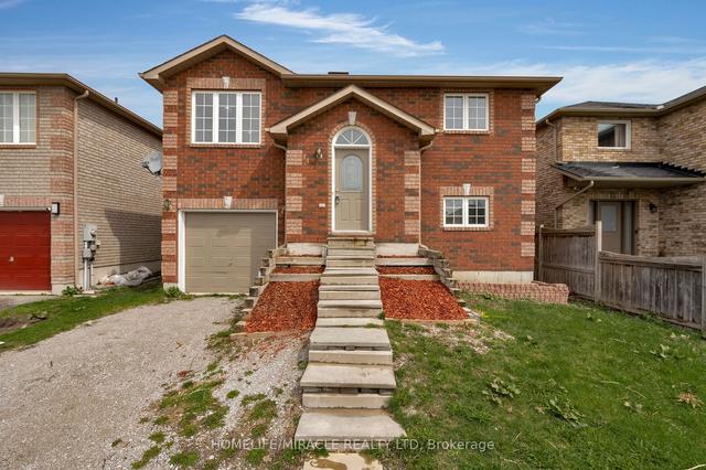 14 Harrogate Crt, House detached with 3 bedrooms, 2 bathrooms and 4 parking in Barrie ON | Image 1