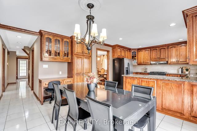 7689 Mount Carmel Blvd, House detached with 4 bedrooms, 3 bathrooms and 8 parking in Niagara Falls ON | Image 2