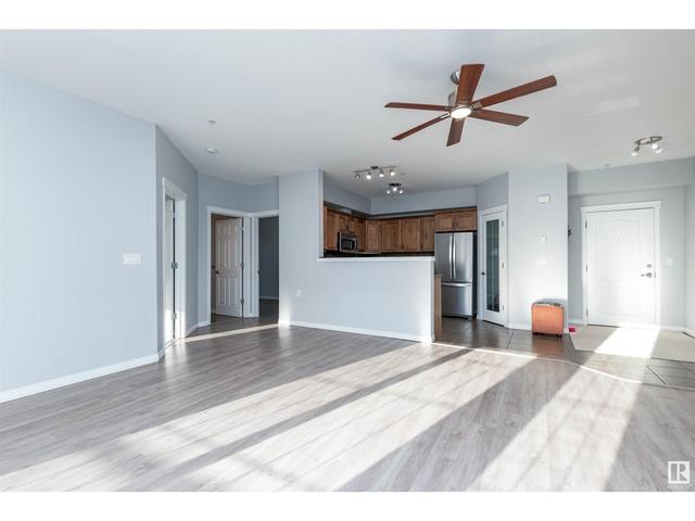 125 - 612 111 St Sw Sw, Condo with 2 bedrooms, 2 bathrooms and 1 parking in Edmonton AB | Card Image