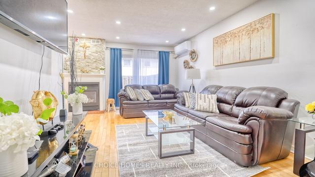 8 - 2440 Bromsgrove Rd, Townhouse with 3 bedrooms, 3 bathrooms and 2 parking in Mississauga ON | Image 34