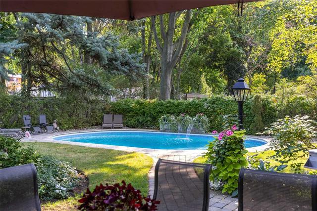 123 Tavistock Sq, House detached with 4 bedrooms, 3 bathrooms and 6 parking in Oakville ON | Image 20