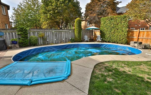 2759 Peacock Dr, House detached with 4 bedrooms, 3 bathrooms and 4 parking in Mississauga ON | Image 25