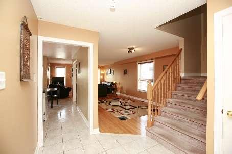25 Pertosa Dr, House detached with 3 bedrooms, 3 bathrooms and 4 parking in Brampton ON | Image 3
