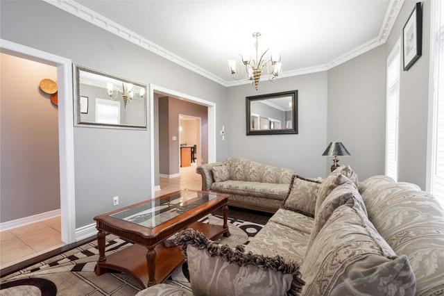 2 Blazing Star Dr, House detached with 4 bedrooms, 6 bathrooms and 6 parking in Brampton ON | Image 5