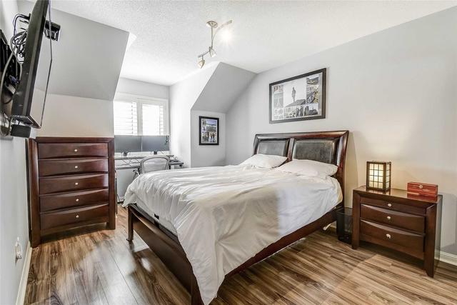 2238 Casselman Crt, House detached with 3 bedrooms, 3 bathrooms and 3 parking in Burlington ON | Image 17