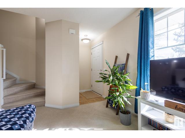 30 - 8304 11 Av Sw, House attached with 2 bedrooms, 2 bathrooms and null parking in Edmonton AB | Image 3
