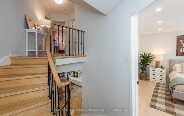 46 Beaumont Pl, Townhouse with 3 bedrooms, 3 bathrooms and 2 parking in Vaughan ON | Image 8