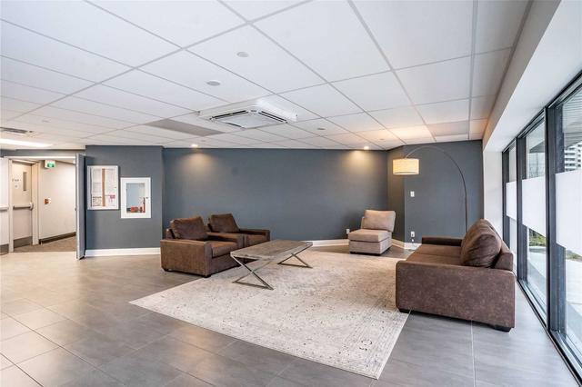 423 - 1 Falaise Rd, Condo with 1 bedrooms, 2 bathrooms and 1 parking in Toronto ON | Image 20