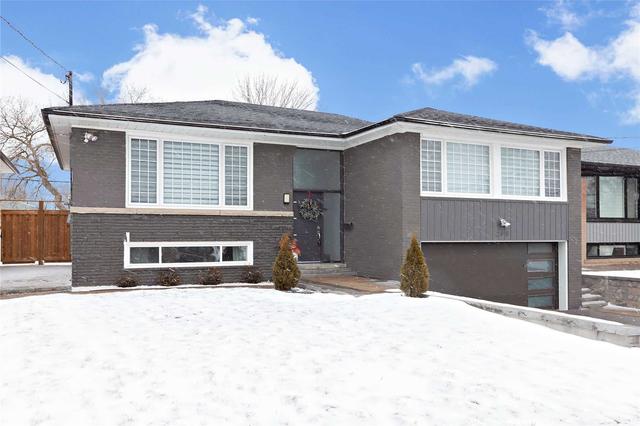 208 Acton Ave, House detached with 3 bedrooms, 2 bathrooms and 6 parking in Toronto ON | Image 12